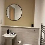 Convenient 1-bed In City-centre 4*