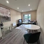Convenient 1-bed In City-centre 4*