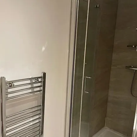 Pensionat Convenient 1-bed In City-centre 4*