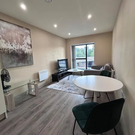 Convenient 1-bed In City-centre 4*