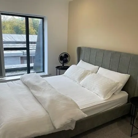 Convenient 1-bed In City-centre 4*