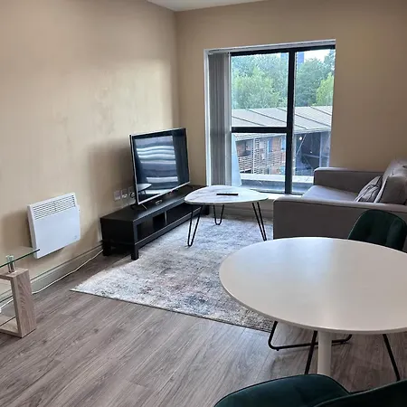 Apartment Convenient 1-bed In City-centre